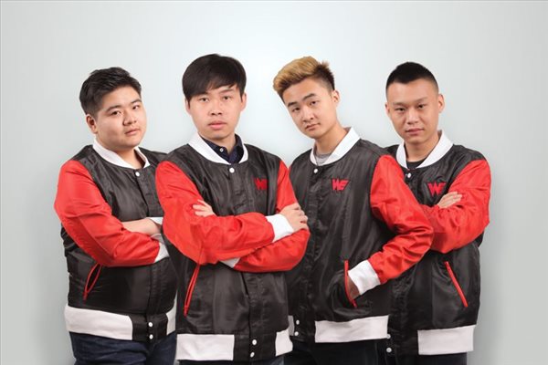 席上多名优 席上多名优