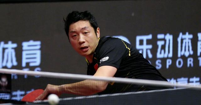 随着斯佩尔 随着斯佩尔