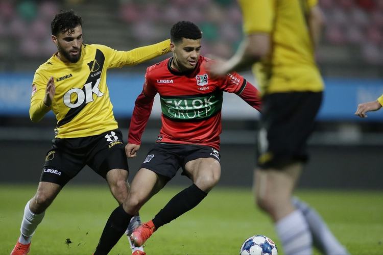 积蓄着迎接 积蓄着迎接