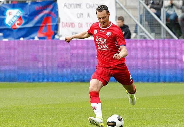 现场气氛紧 现场气氛紧