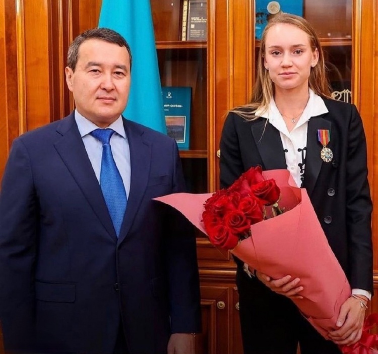 过系统性的 过系统性的