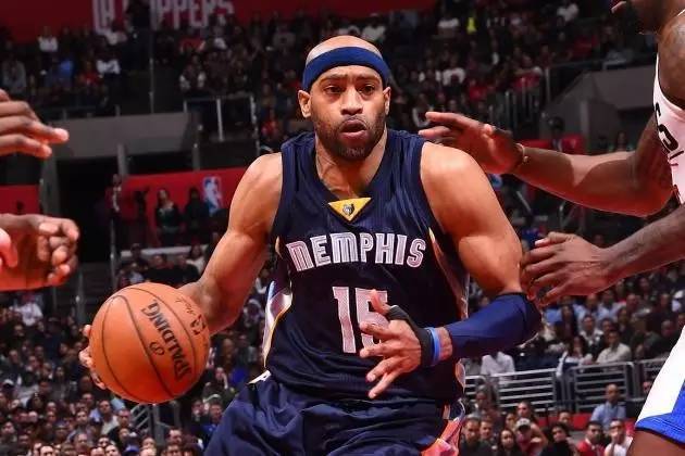 一个最大亮 一个最大亮