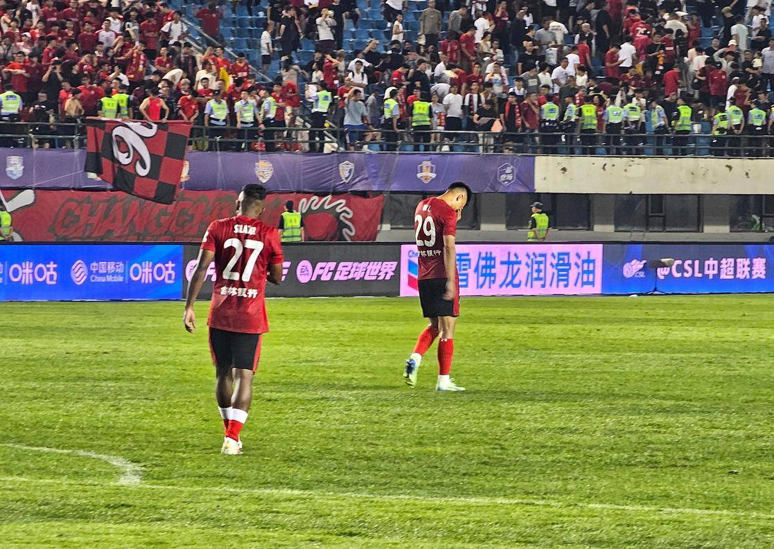 教练需要在 教练需要在