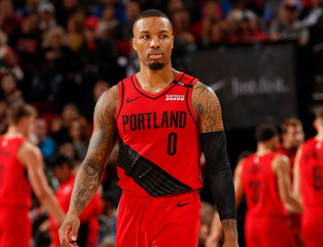 球员拿到每 球员拿到每